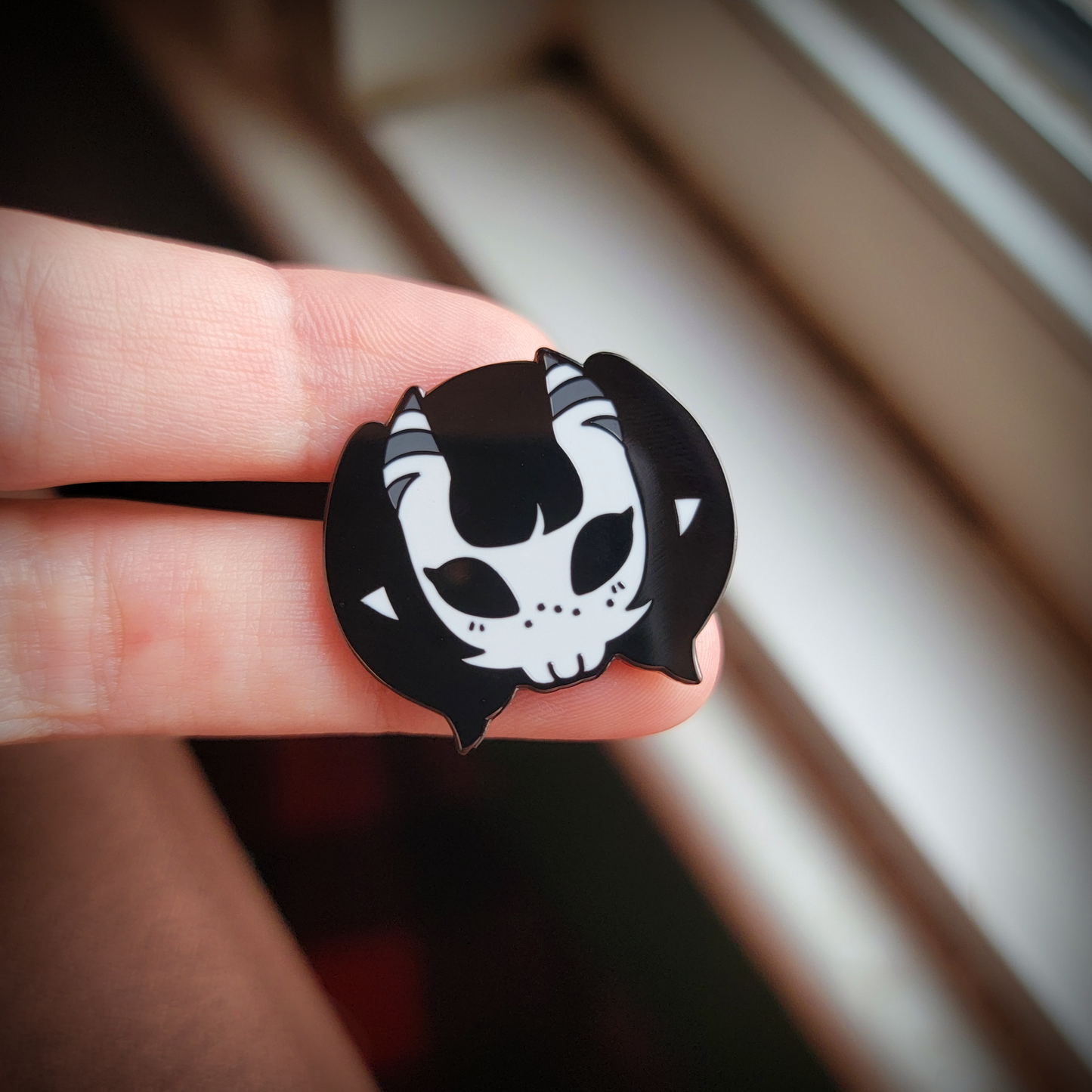 Meru the Succubus | Hard Enamel Pin